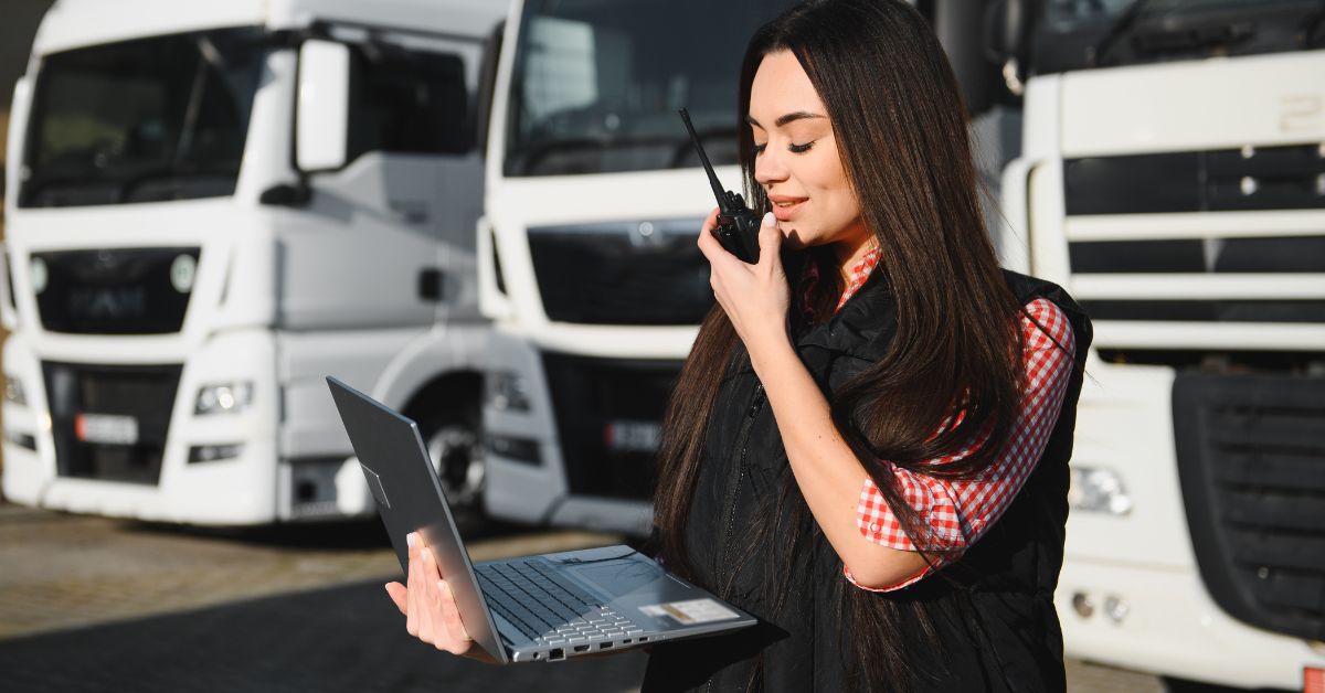 Hytera Mobile Radio Features That Benefit Fleet Operations