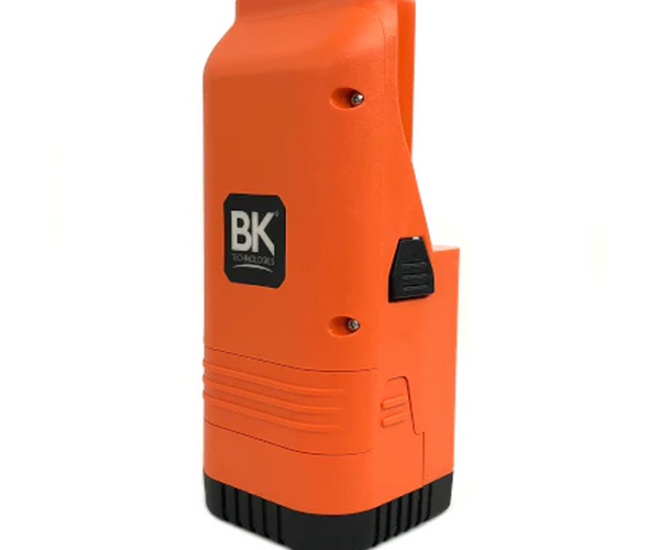 BK Technologies BKR0120 Clamshell AA Battery Case for BKR5000