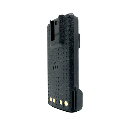 Side locking tracks and IP68 seals on the Motorola PMNN4491E 2100 mAh lithium battery pack.